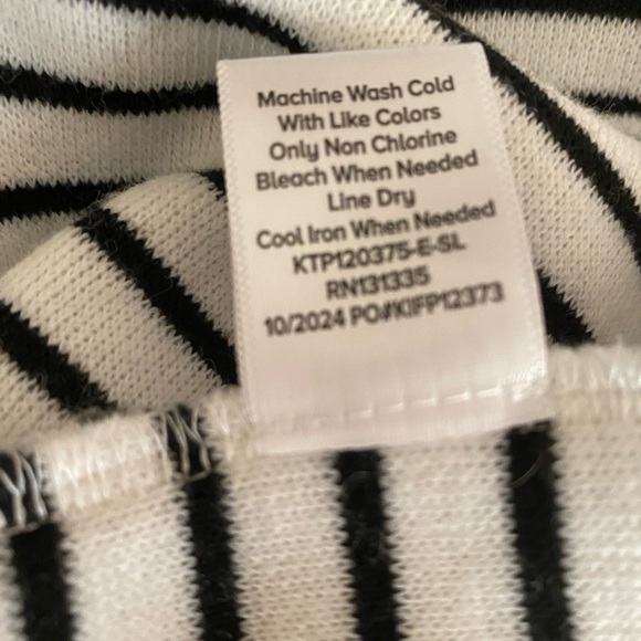 Evereve Black and White Striped Mock Neck Soft Brushed Fabric Top Size L - Picture 13 of 16